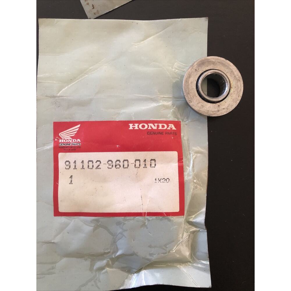 Honda OEM Bearing #91102-960-010 QTY 1‎ NEW